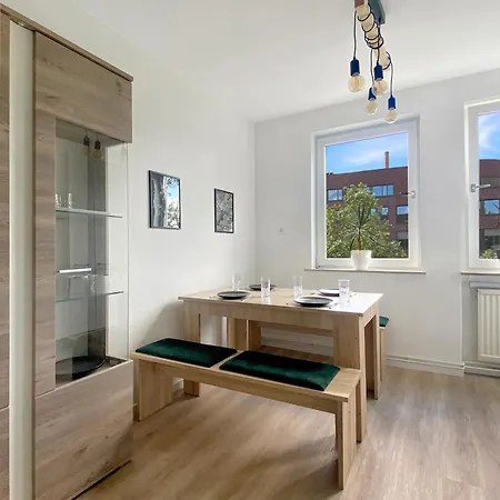 In Der Mit Zwei Balkonen *